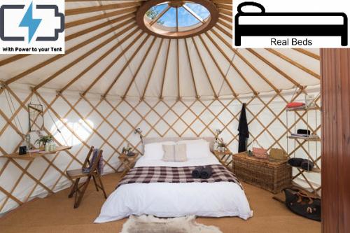 luxury-yurt-1a